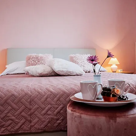 Emilija Homestay *