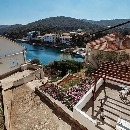 Emilija Homestay Bozava